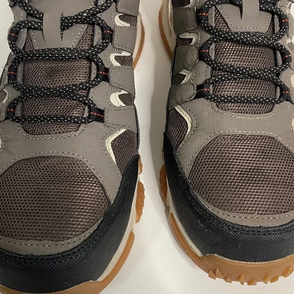 Skechers  Men's  Size 11.5  - Men's  Rugged Professional Steel Toe  Shoes - Picture 4 of 8